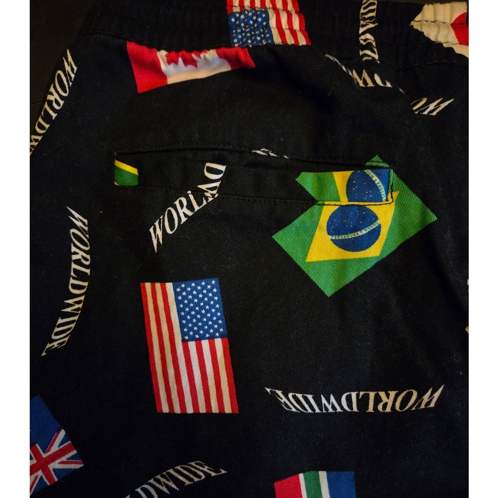 Forever 21 Mens Worldwide Flag Print Shorts Black Size Large Drawstring Casual - Picture 5 of 5
